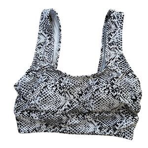 All in Motion ~ Swim Top ~ size Small ~ removable pads~ UV protection